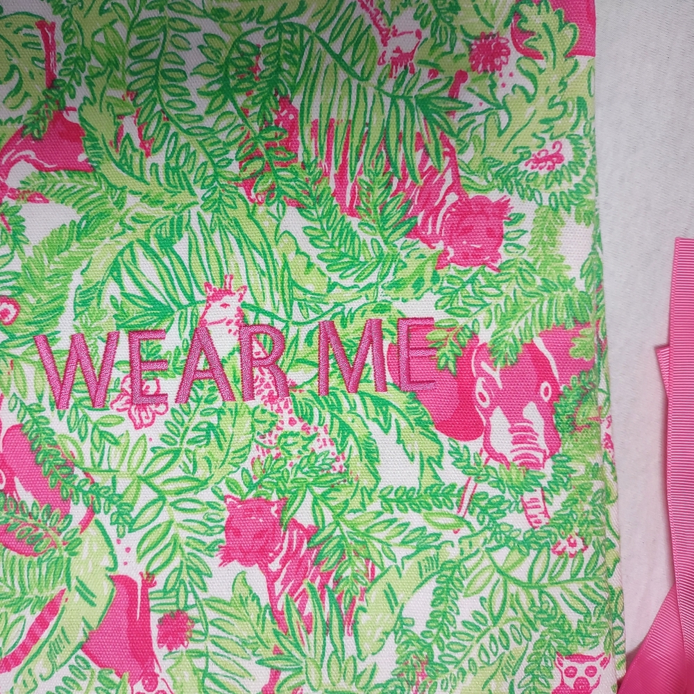 Lilly Pulitzer 'Wash Me Wear Me' Laundry Resort Travel Bag Safari Green & Pink - Picture 6 of 8
